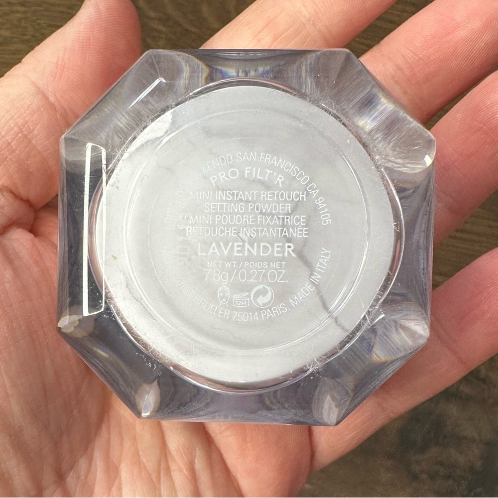 Fenty Beauty Mini Lavender Setting Powder